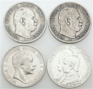 2 Mark 1876 A, 1876 B, 1901 A, 1903 A. (4)