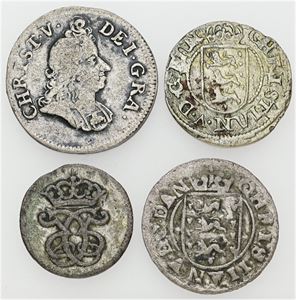 Skilling 1686, 2 skilling 1677, 1681 samt 8 skilling 1695. (4)