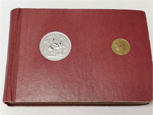 Postcards with different countries' currency types. (41)