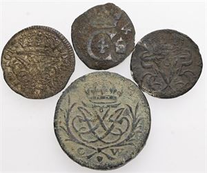 Forskellige skillingsmønter. (4)