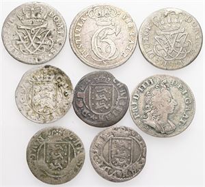 Samling 2, 4 og 8 skilling. (8)
