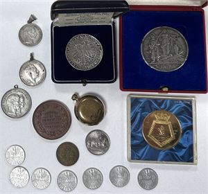 Samling mønter, medaljer mm.