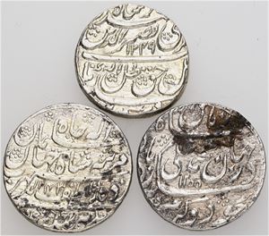 Rupee 1239 (1824), Awadh, as well as two others. (3)