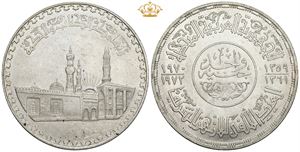 1 Pound 1402 (1982)
