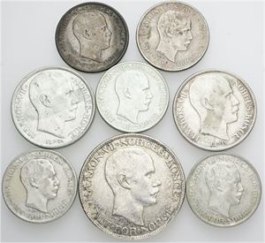 50 øre, 1 og 2 kr, forskellige. (8)