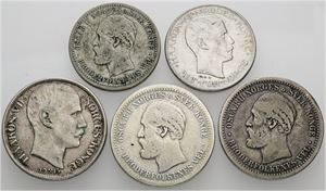50 øre 1893, 1919; 1 krone 1877 (2), 1915. (5)