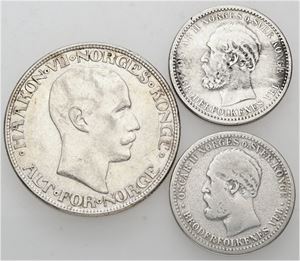 50 øre 1896, 1901; 2 kroner 1917. (3)