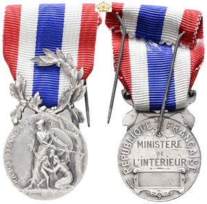 Honour medal of the National Police