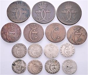 1/2, 1 og 2 skilling. (15)