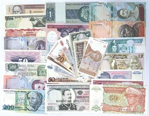 Collection, world banknotes, 30 pcs., all different. (30)