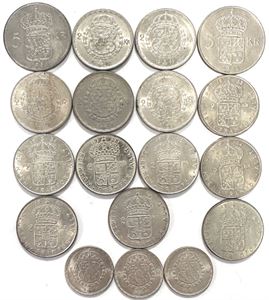 1, 2, 5 Kronor. (18)