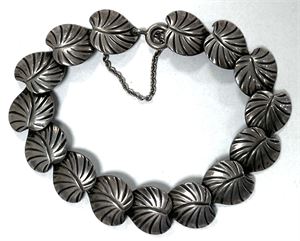 Armlænke i sølv, 830/1000, L. 18 cm, vægt 13 g.